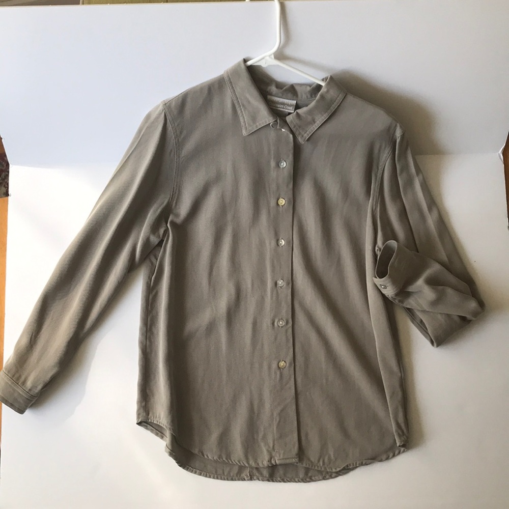Cold water Creek button up shirt 100% Tercel M